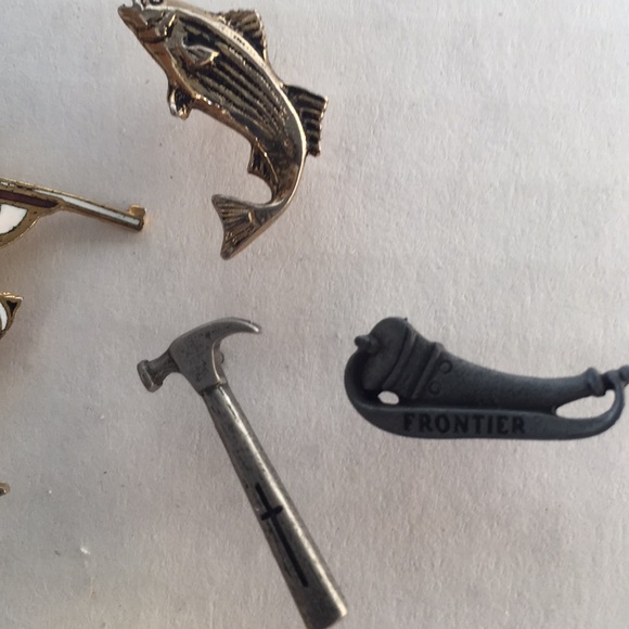 Pins - Picture 3 of 4